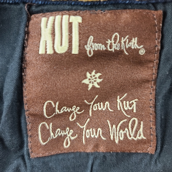 Kut from the Cloth Dark Wash Distressed Straight Leg Jeans - Picture 5 of 10